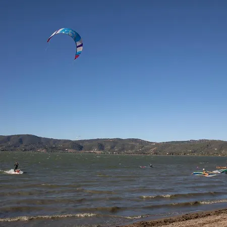 The Boathouse, At The Сasa de vacaciones